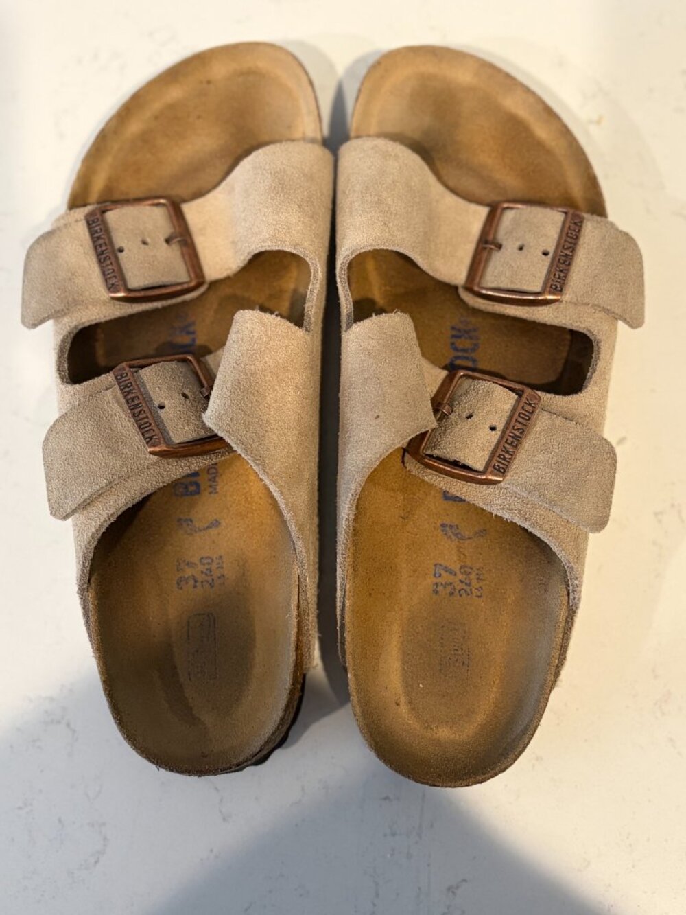 Birkenstock Arizona Suede Two-Strap Sandals in Taupe in Women's Size 37 EUC!